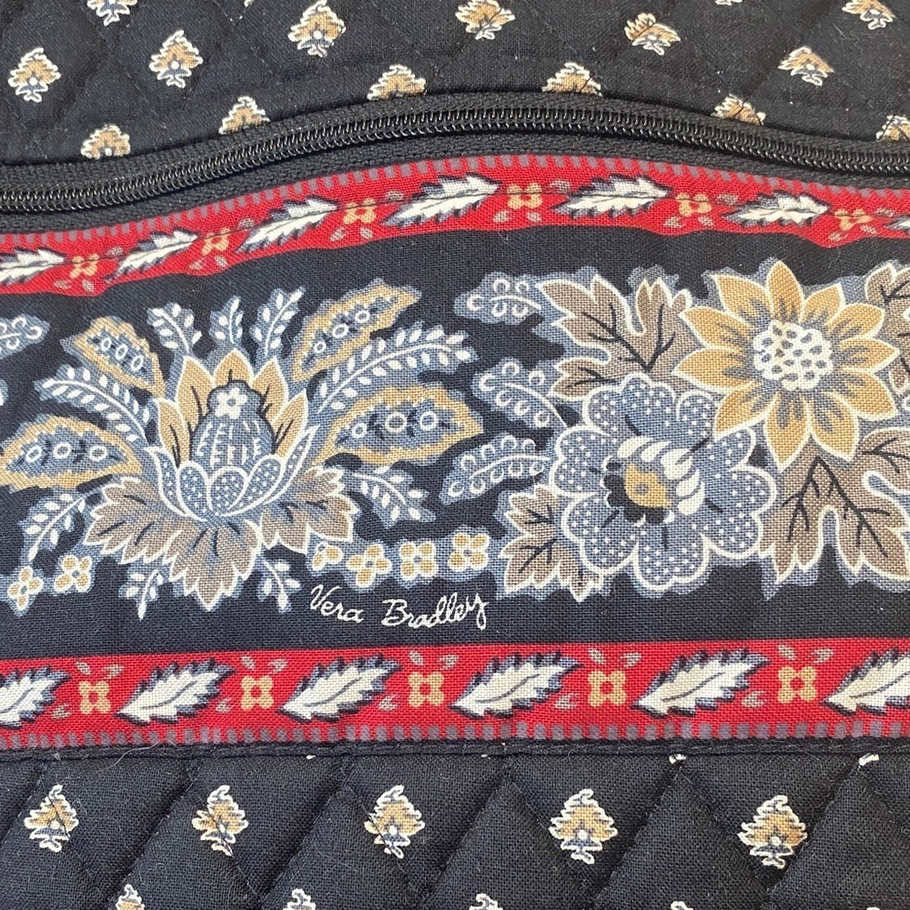 Vera Bradley Classic Black Quilted Women's Garment Travel Bag - Picture 2 of 12
